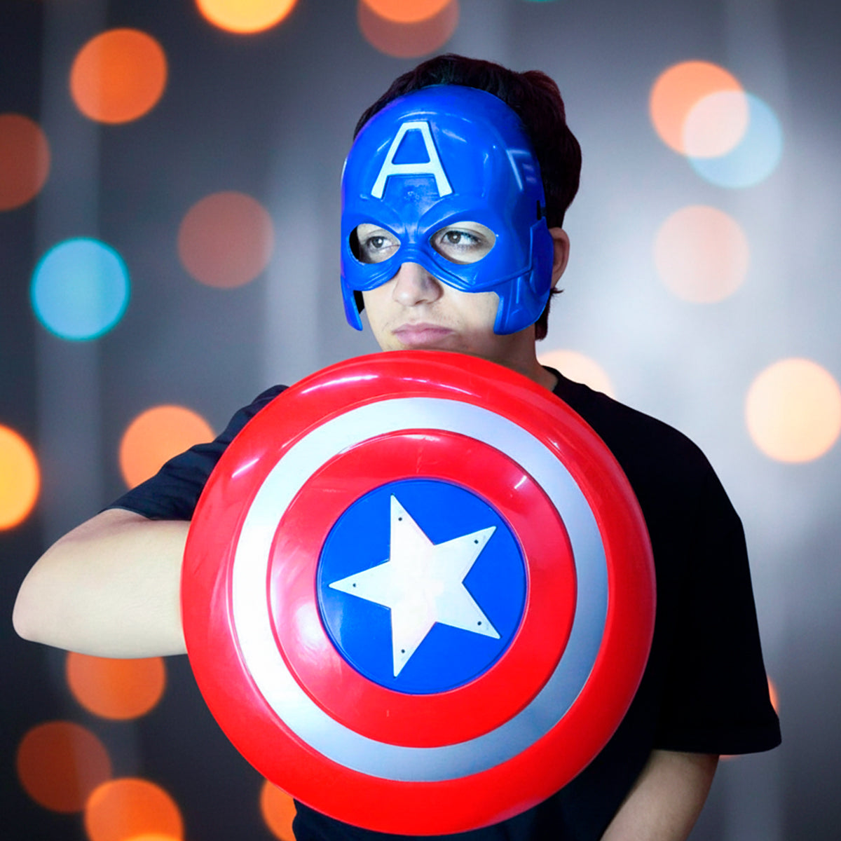 Disfraz Infantil Capitán América Kit Máscara y Escudo Luces HM0115AF-838