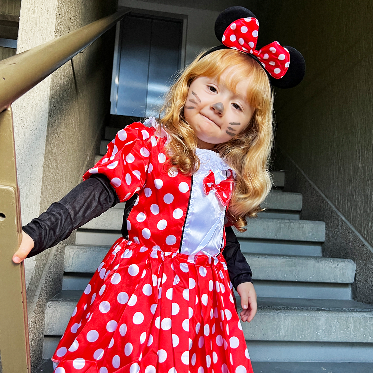 Disfraz De Minnie mouse para Niñas Vestido Diadema Ratona Halloween 44-1