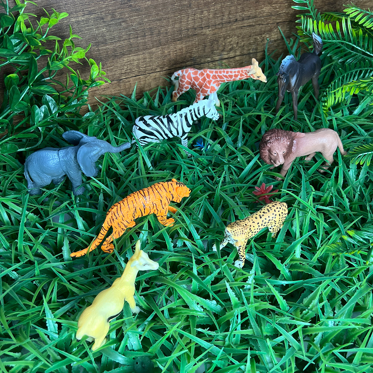 Set de Animales Salvajes x8 Juguetes Educativos para Niños Diversión y Aprendizaje AT144