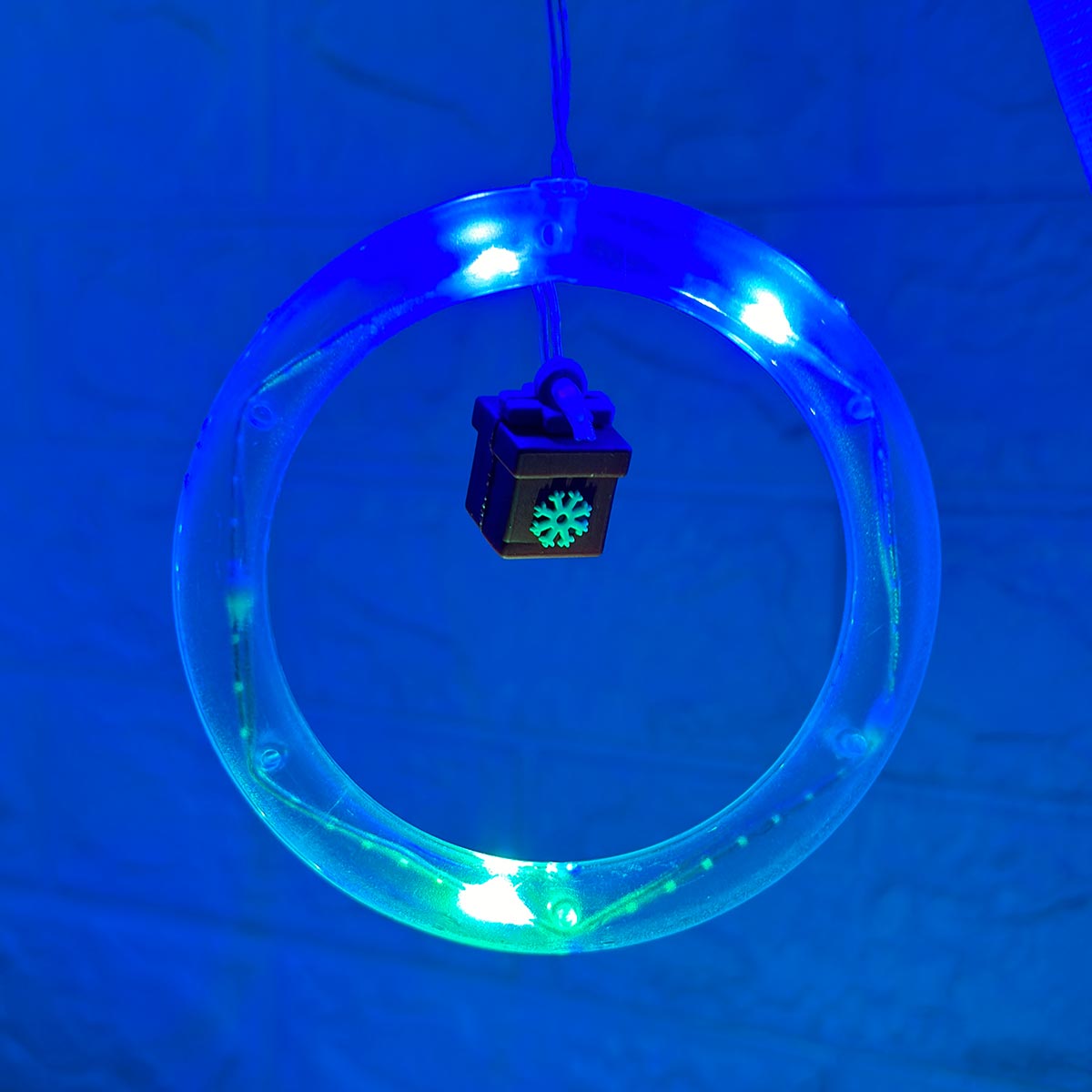 Cortina Intercalada Aros y Esferas 3M x 105 Led Navidad 1650A