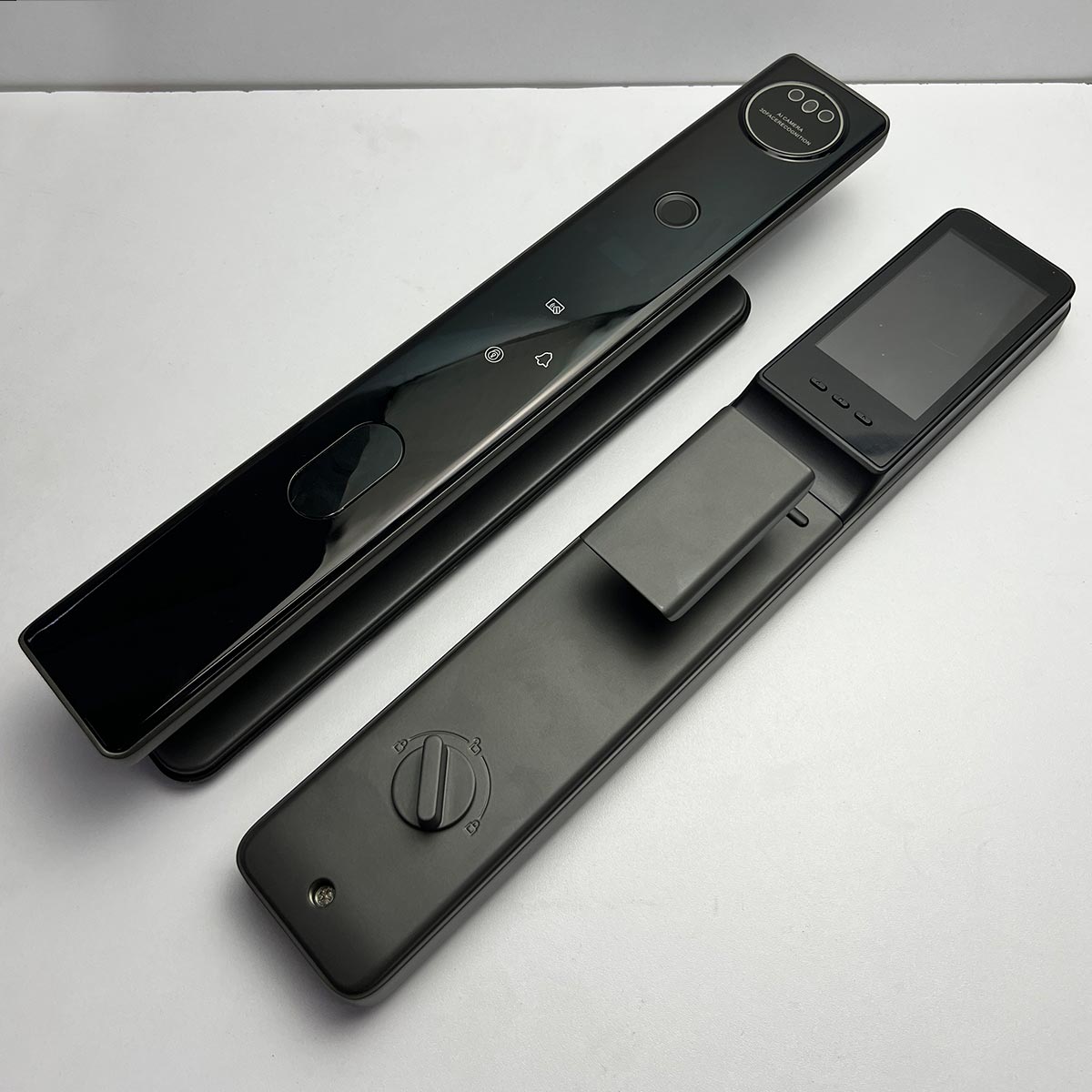 Cerradura inteligente Wi‑Fi con video portero, huella digital y acceso Tuya Smart Chapa OS513TYFA-6068