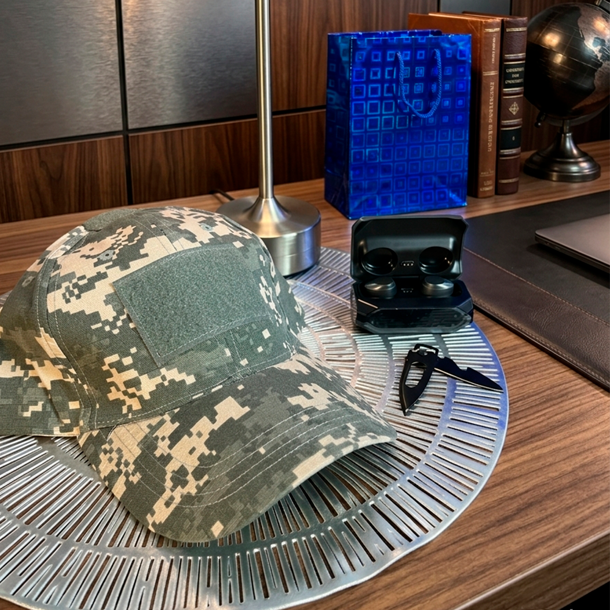 Combo Día del Hombre Gorra Táctica + Audífonos + Mini Abre Cartas KM002