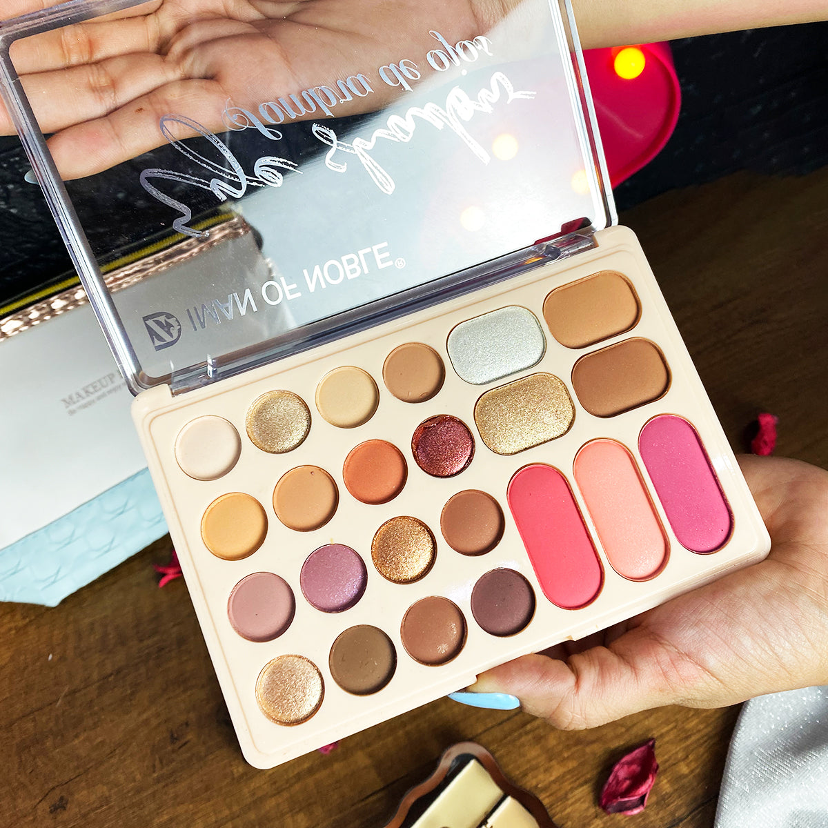 Kit De Maquillaje Amor y Amistad Make Up Set completo para regalo KITAMA01