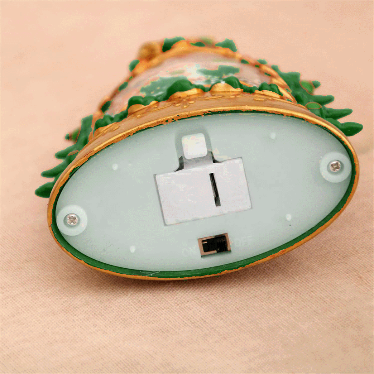 Árbol LED Navideño con Globo de Nieve y Brillo Decoración Navideña Mágica L-8