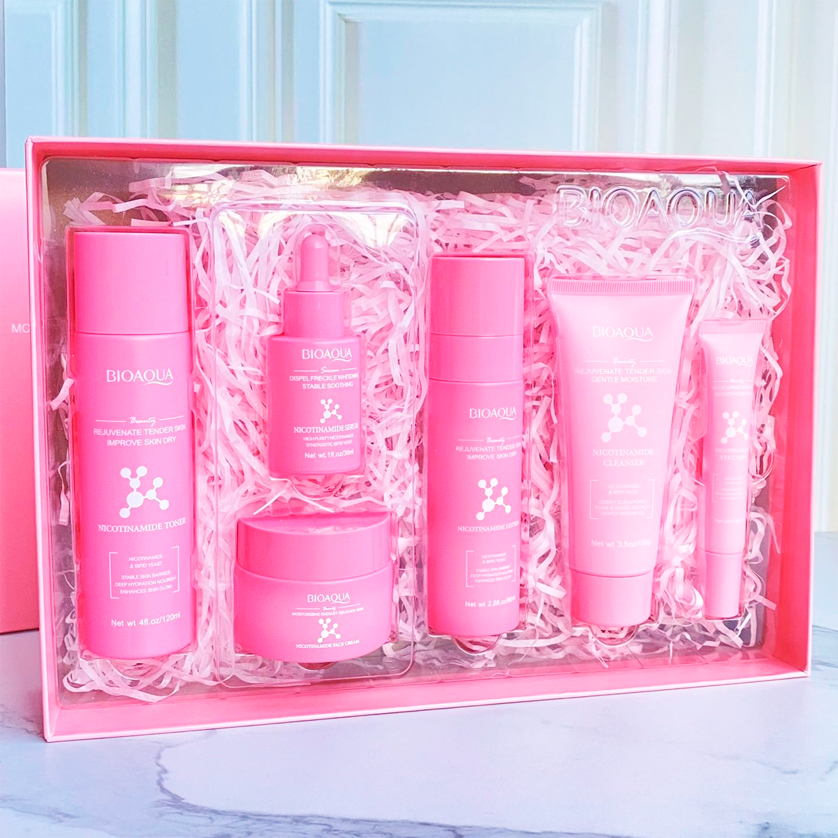 Kit Niacinamida BIOAQUA 6 Piezas Antimanchas e Iluminador Facial BQY50564