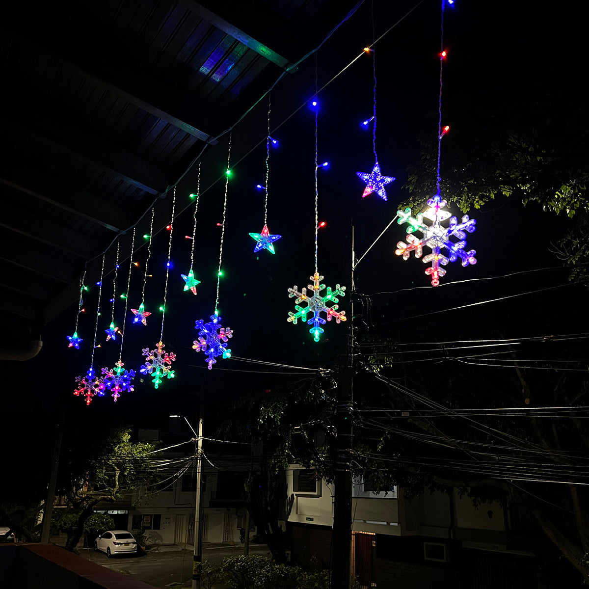 Cortina de Luces LED 3M Estrellas y Copos Intercalada 108 LED Navideña C120A-A