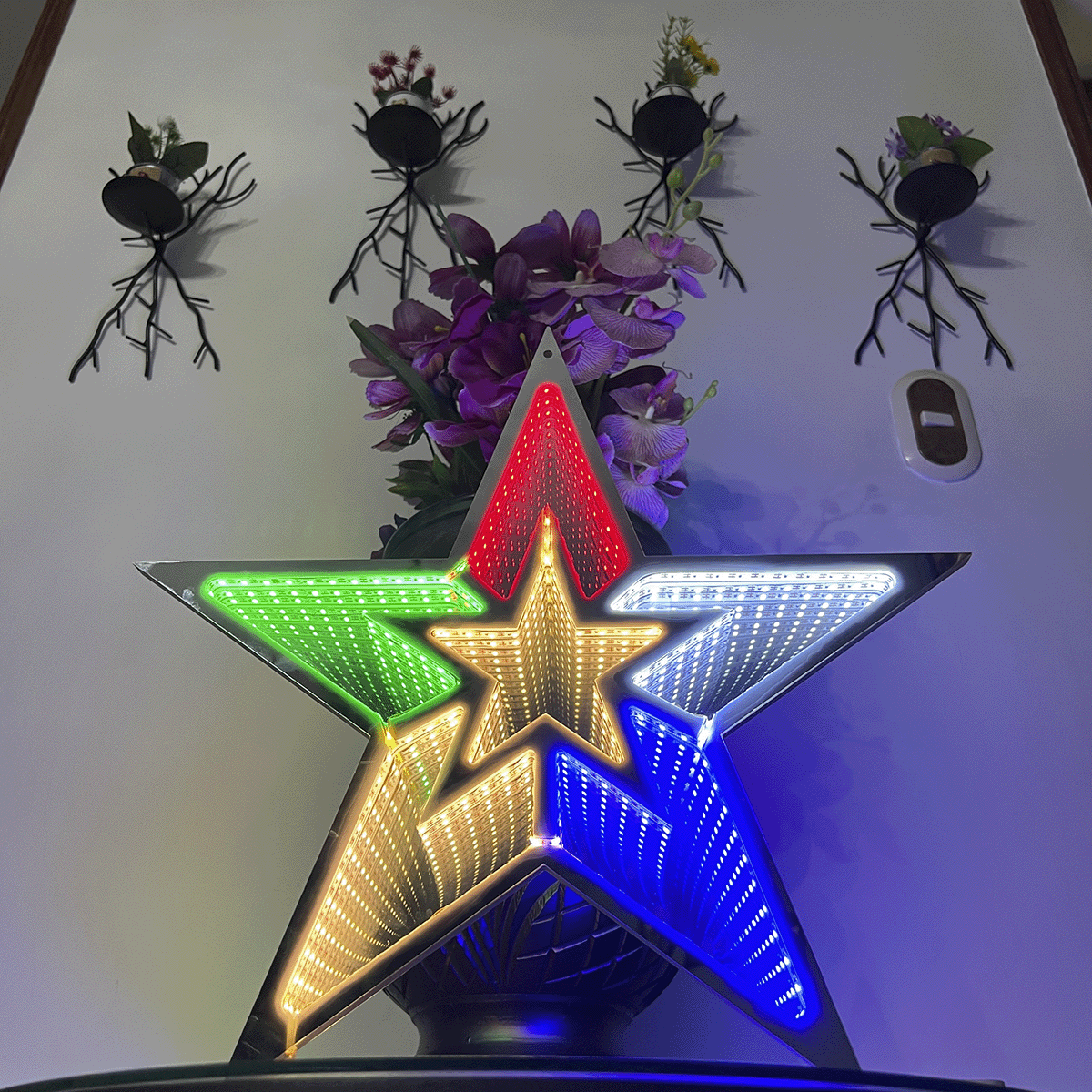 Estrella LED Decorativa Efecto Infinito Multicolor Luz Navideña FIE242C