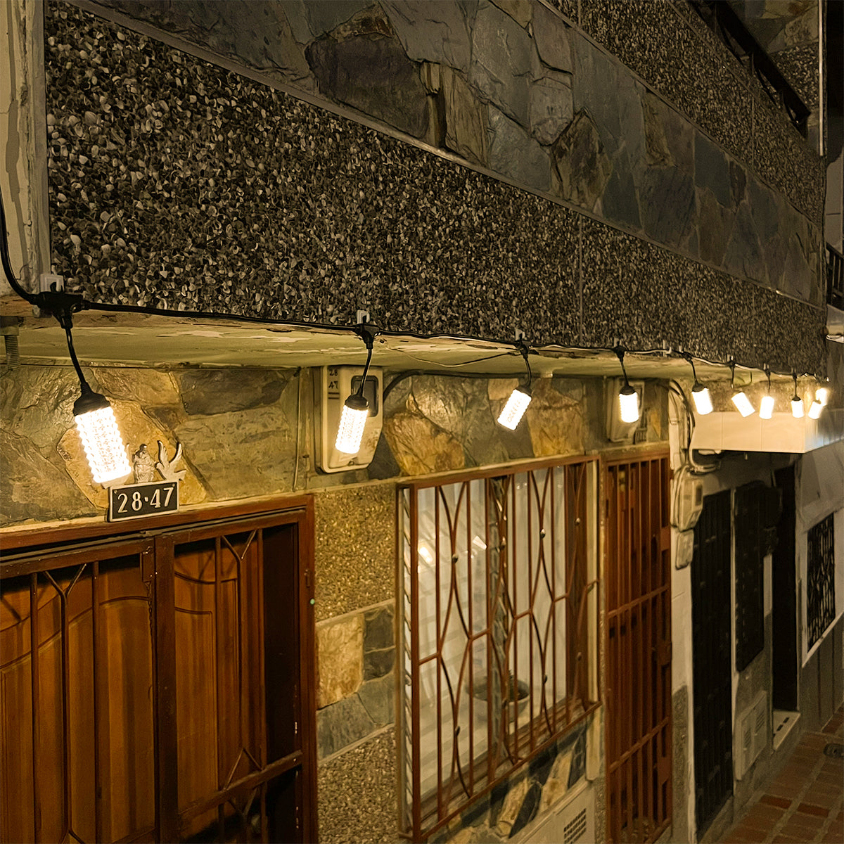 Guirnalda LED 5M con 10 Bombillos Tubo Cálidos para Exteriores S3993