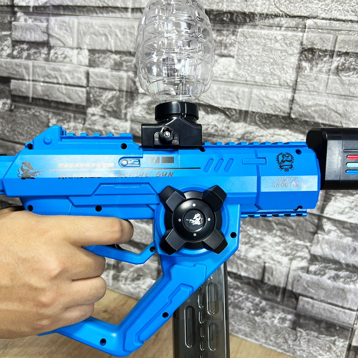 Lanzador 3 en 1 Machine Gun con Efecto de Humo Agua Hidrogel y Dardos G696-2C