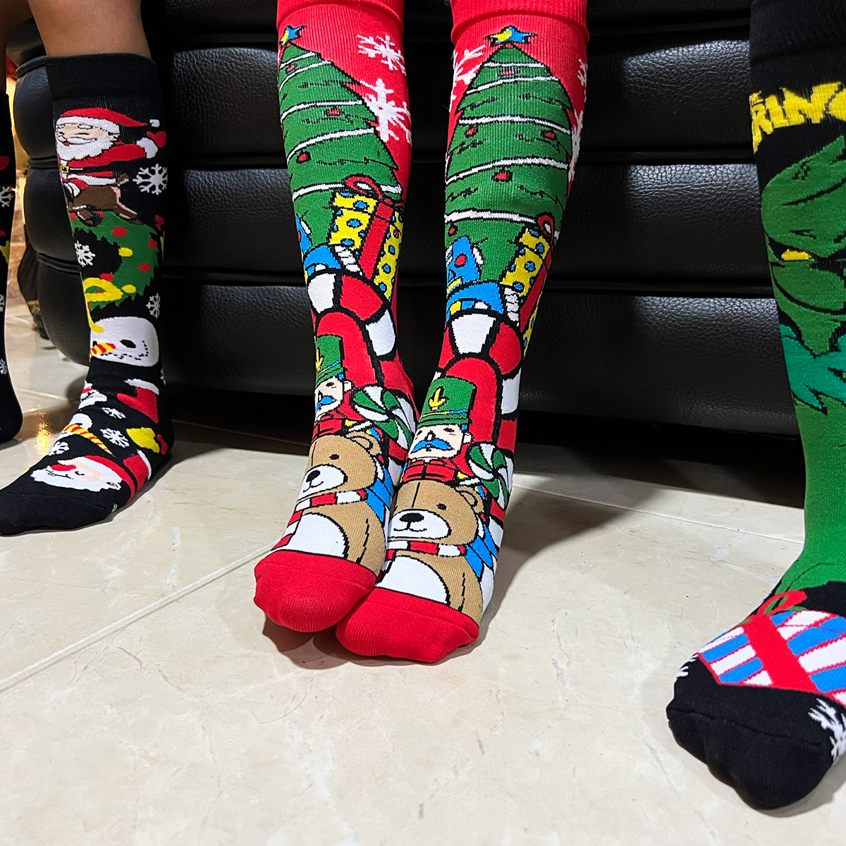 Medias Navideñas Largas Unisex Personajes Árboles Grinch MNN01