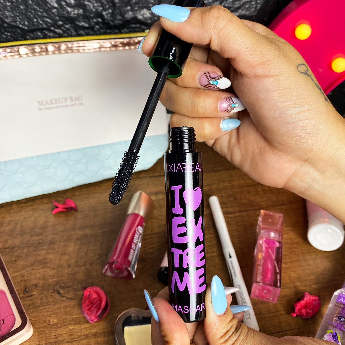 Kit De Maquillaje Amor y Amistad Make Up Set completo para regalo KITAMA01