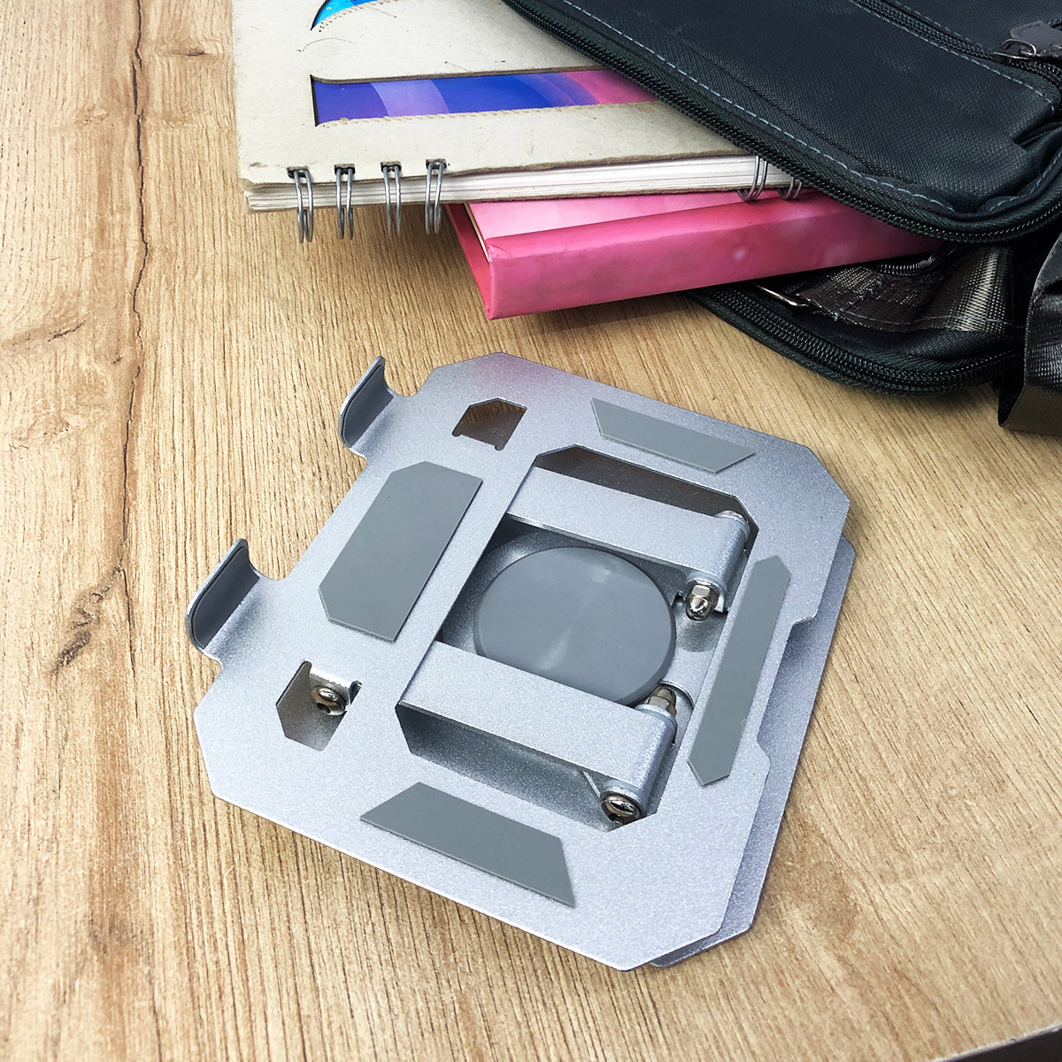 Soporte Base Tablet Metálica Ajustable Escritorio Portable PTZ-3-4