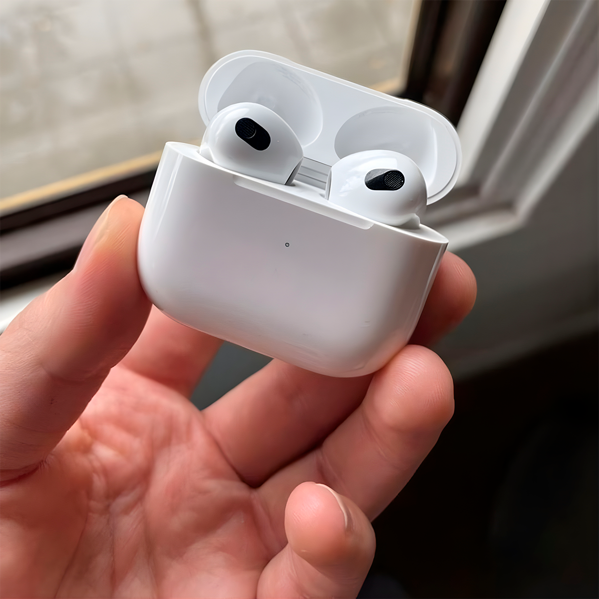 Audífonos Inalámbricos Tipo AirPods 3ª Generación AAA con Estuche de Carga AIR3