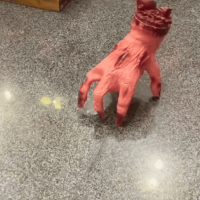 Mano Andante de Terror Automática con Sonido y Movimiento Halloween MA-74