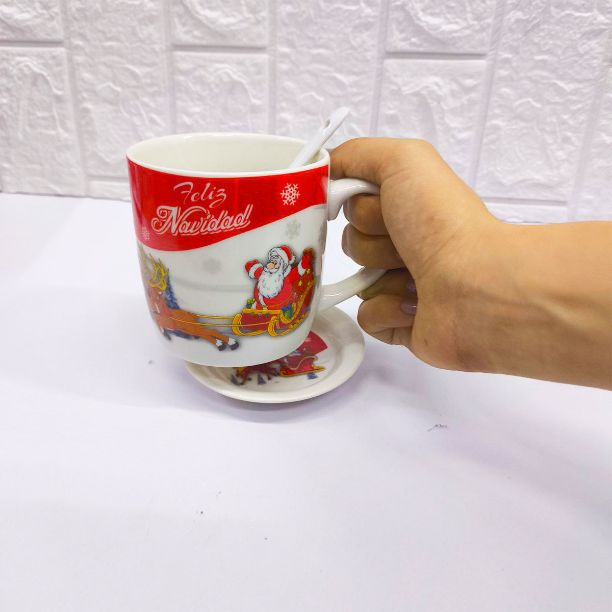 Taza Navideña con Plato y Cuchara Diseño Festivo Navidad TZM1