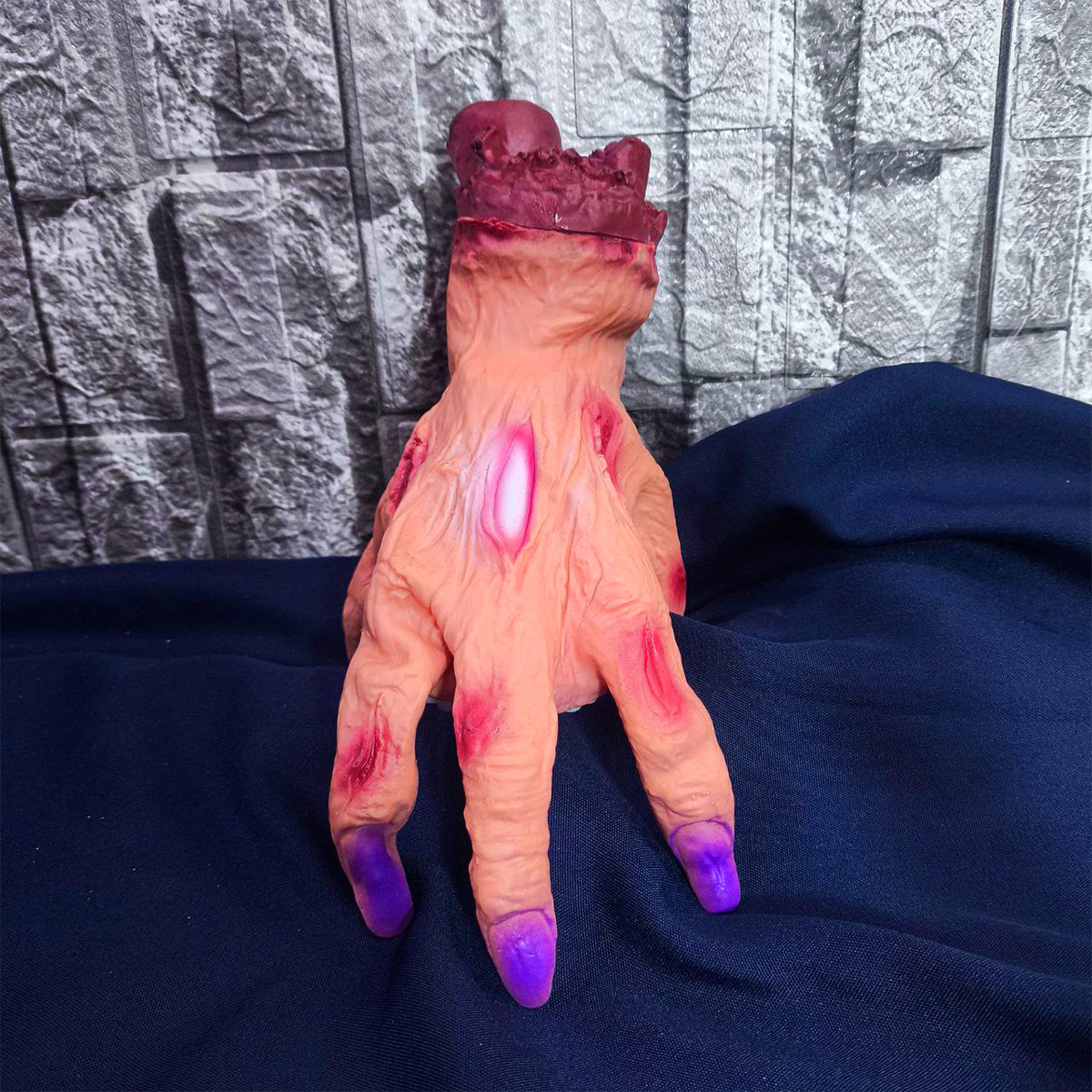 Mano Andante de Terror Automática con Sonido y Movimiento Halloween MA-74