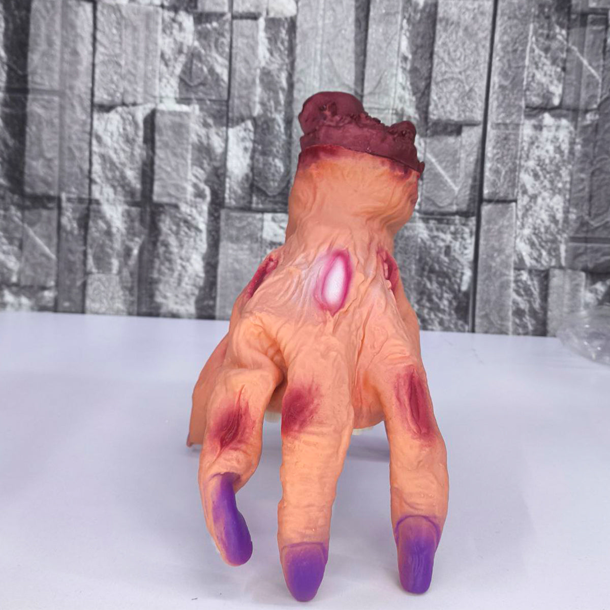 Mano Andante de Terror Automática con Sonido y Movimiento Halloween MA-74