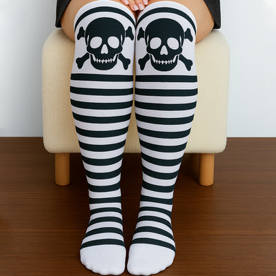 Medias Bucaneras Largas Calaveras Rayas Negras y Blancas Pirata Halloween WW1012-9